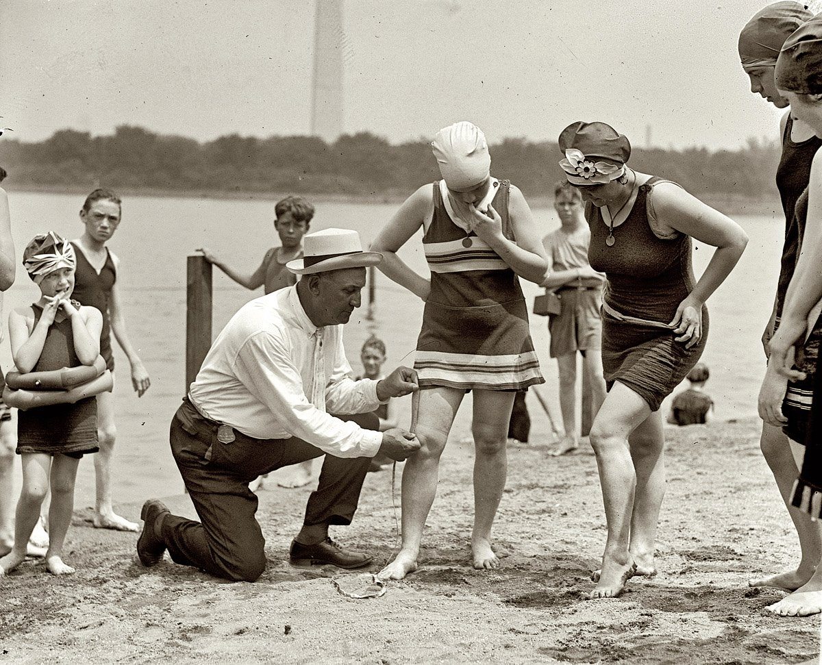 June-30-1922.-Washington-policeman-Bill-Norton-swimsuits