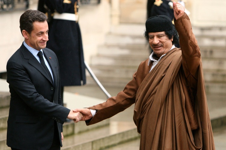 Σαρκοζί - Καντάφι
