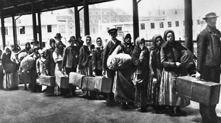 Έλληνες μετανάστες greek immigrants in the USA
