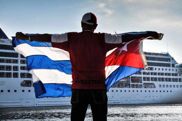 Κούβα βοηθά κρουαζιερόπλοιο κορονοϊός