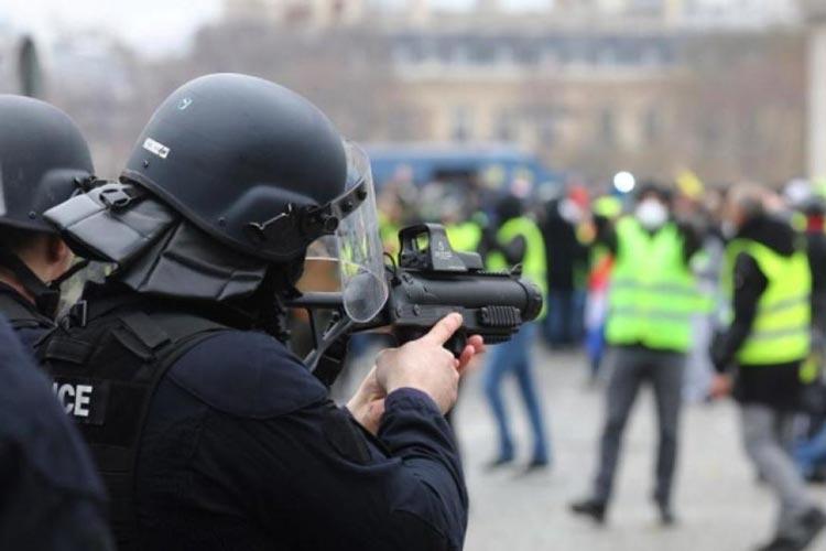 Γαλλία ασφάλεια αστυνομία λογοκρισία στρατιωτικοποίηση