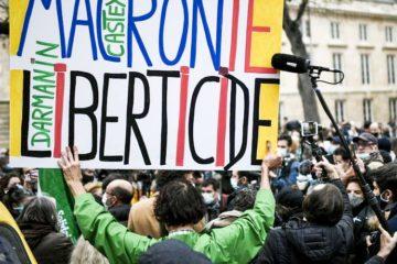 Γαλλία κινητοποιήσεις για το νόμο Μακρόμ