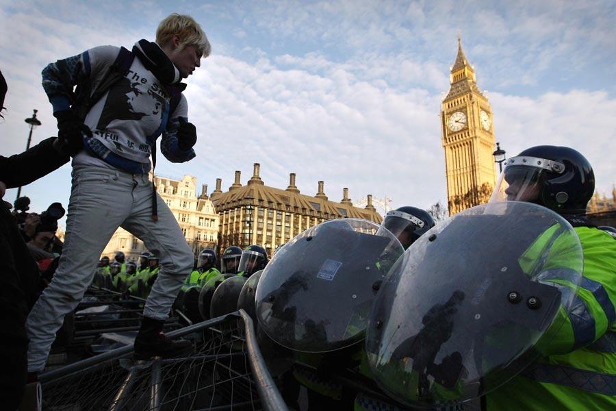Αγγλία διαδηλώσεις νομοσχέδιο αστυνομία