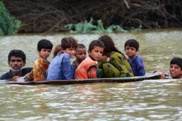 πακιστάν κλιματική κρίση παγετώνες μουσώνες καύσωνες καταστροφή πλημμύρες