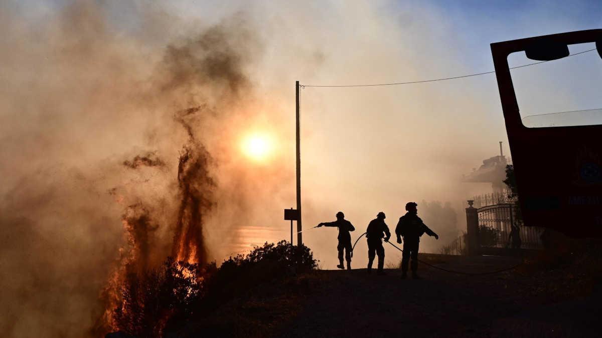 πυρκαγιές κλιματική κρίση κυβέρνηση μητσοτάκης ελλείψεις πυρόσβεση