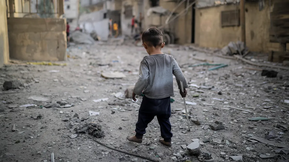 Ο αριθμός των παιδιών που σκότωσε το Ισραήλ στους τέσσερις πρώτους μήνες της επίθεσης στη Γάζα, είναι μεγαλύτερος από αυτόν των παιδιών που σκοτώθηκαν σε όλους τους πολέμους του πλανήτη από το 2019 έως και το 2022.