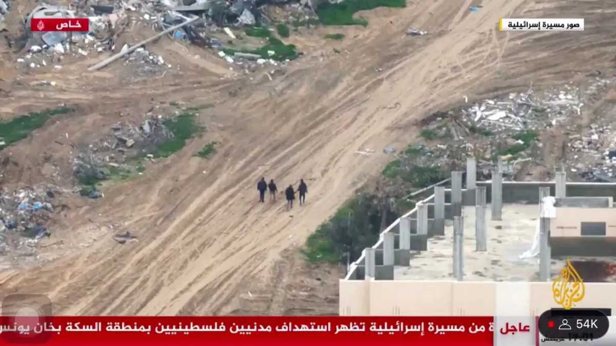 Σε σκληρό βίντεο απεικονίζεται η εν ψυχρώ δολοφονία τεσσάρων νεαρών άοπλων Παλαιστίνιων, με τέσσερις στοχευμένες βολές από αέρος, όπως κατεγράφη από drone του ισραηλινού στρατού.