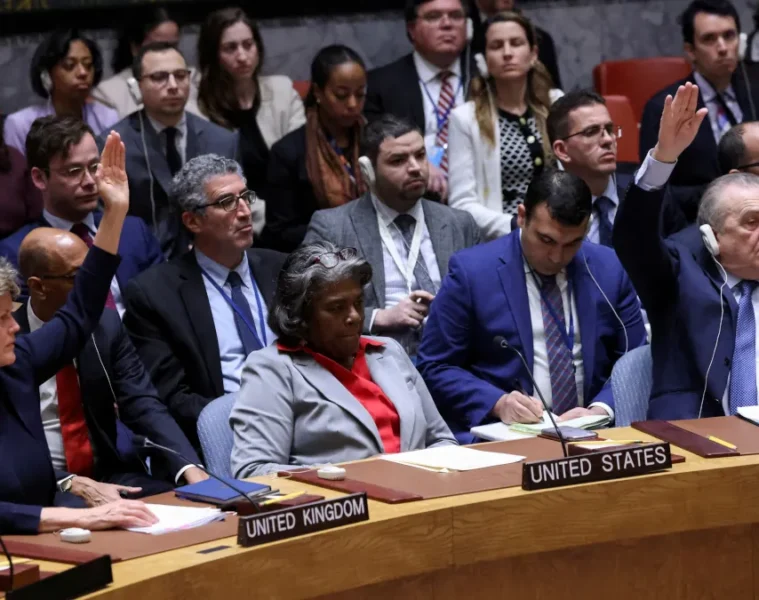 Η εκπρόσωπος των ΗΠΑ στον ΟΗΕ δεν υπερψηφίζει ψήφισμα στο Συμβούλιο Ασφαλείας για άμεση εκεχειρία στη Γάζα. Οι ΗΠΑ άλλαξαν τη στάση τους από το βέτο σε «αποχή».